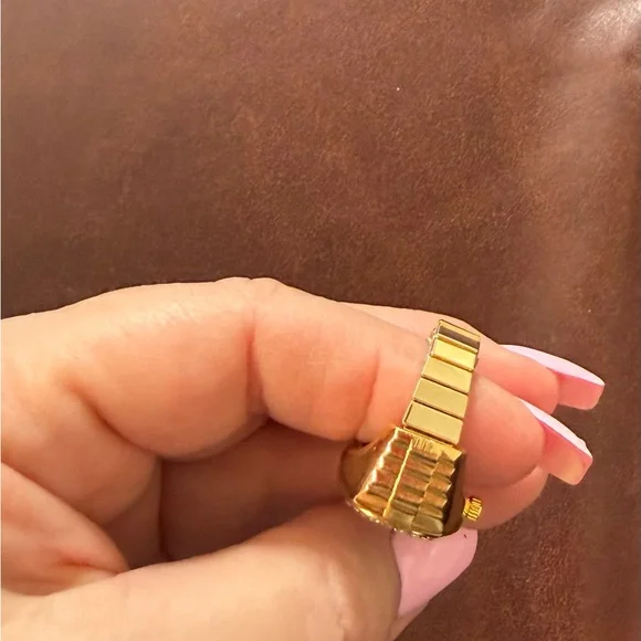 Mini Watch - Ring - Picture 4 of 6